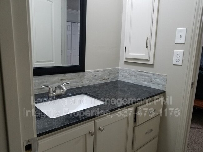 Photo - 193 Southfield Pkwy