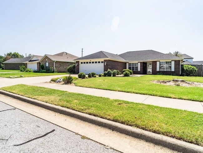 Photo - 2305 SW 17th St