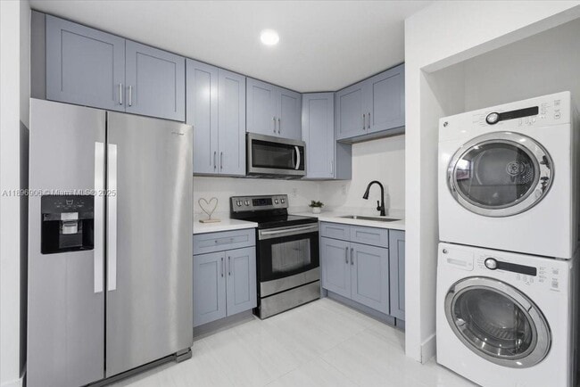 Photo - 9907 NW 9th St Cir