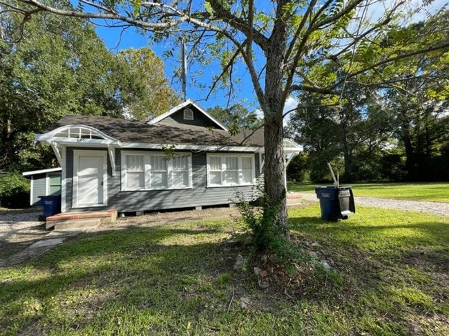 Photo - Duplex 835 S