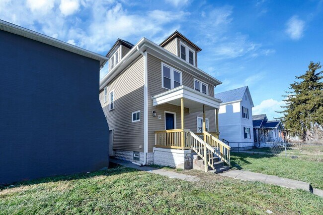 Photo - 63 Stevens Ave