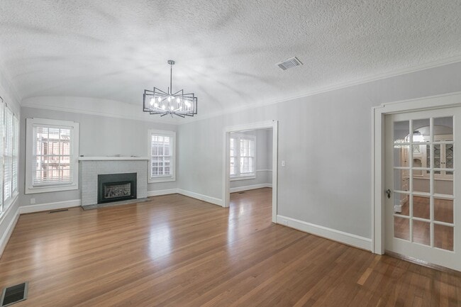 Photo - WONDERFUL BERKELEY LOCATION! Immaculate One Story Craftsman!
