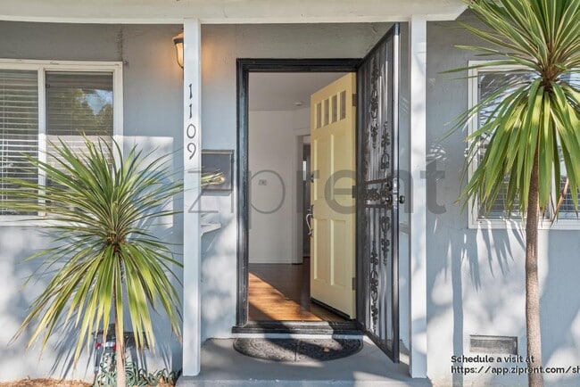Photo - 1109 Junipero Ave