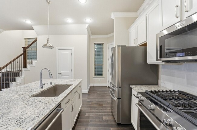 Photo - 1121 Shepherd Oaks Dr