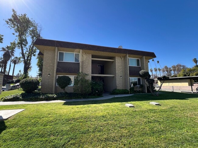 Building Photo - 11170 Poplar St Unit #A