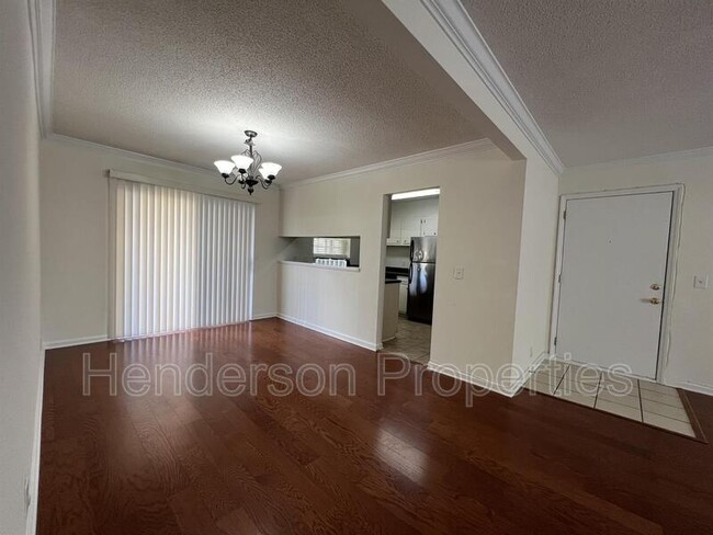 Photo - 2632 Park Rd