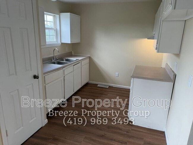 Photo - 616 Hope St