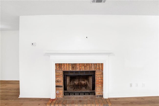 Photo - 5631 Bentley Ln