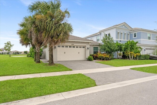 Photo - 5934 Buttonbush Dr