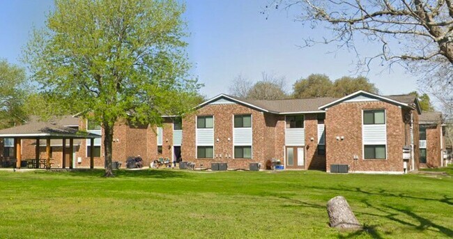 Photo - 106 Walnut St