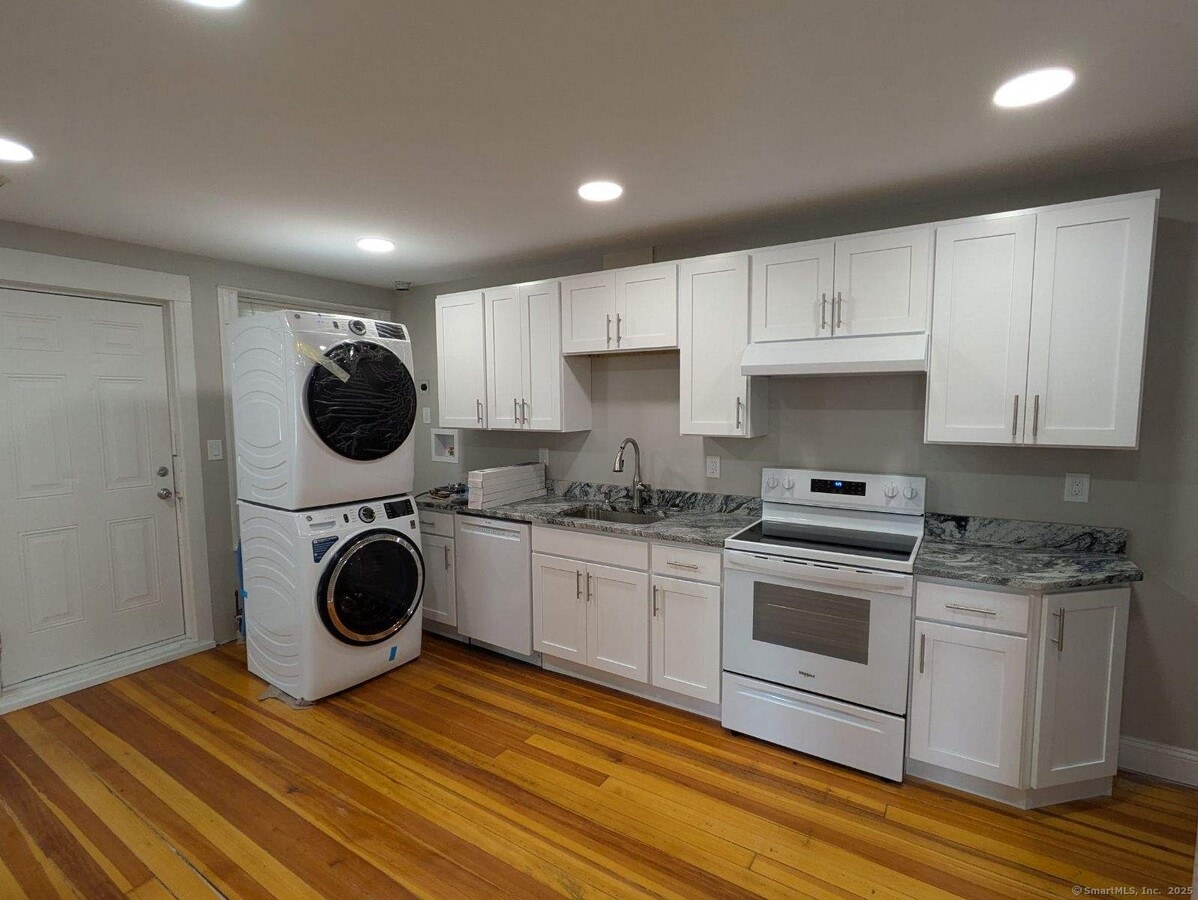 Photo - 171 School St Apartment Unit 2E