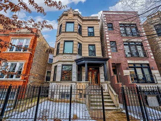 Photo - 2847 W Shakespeare Ave Unidad Garden