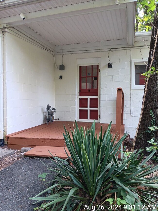 Photo - 112 Cleveland Ave Unidad D