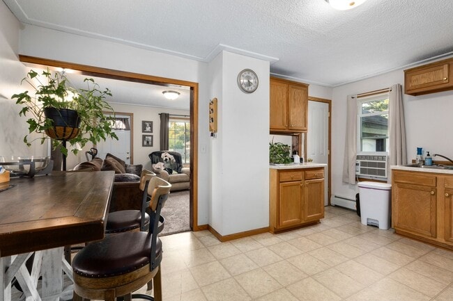 Photo - Cozy 3 bedroom, 1 Bathroom Home On Corner ...