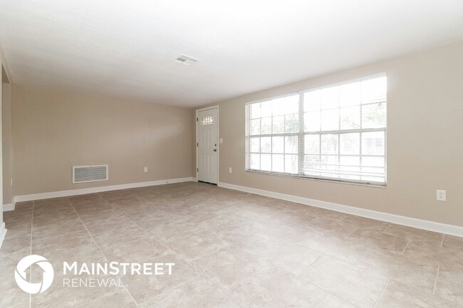 Photo - 7824 Cherrytree Ln