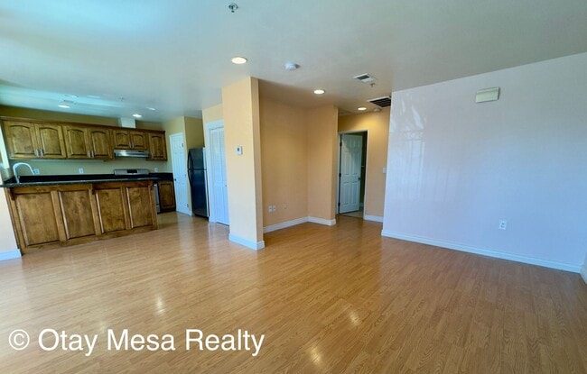 Photo - 1061 Saturn Blvd Unidad 1061 Saturn Blvd #201