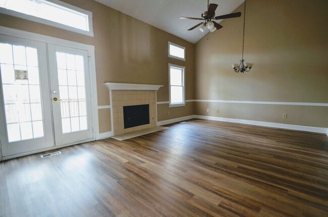 Photo - 1308 Poplar Pointe