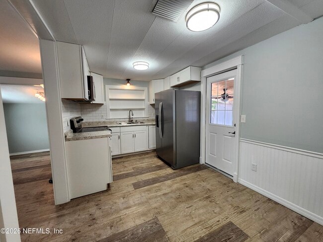 Photo - 126 Phoenetia Dr