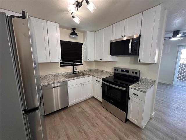 Photo - 4824 Wellesley Ave Unit C