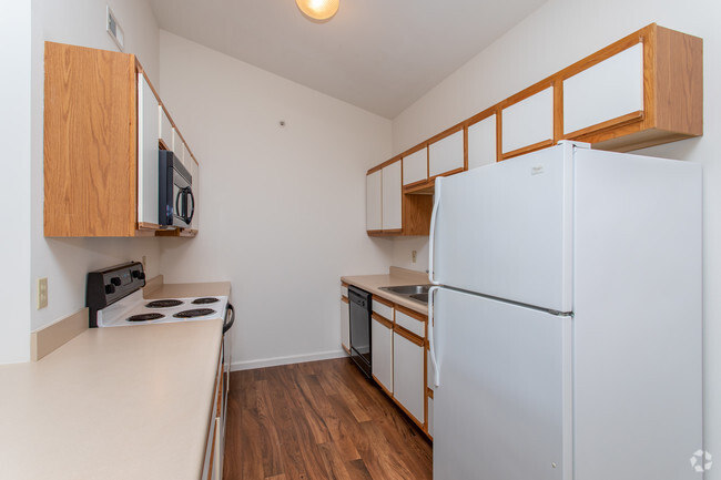 Autumn Oaks Apartments For Rent In Manchester Mo Forrent Com