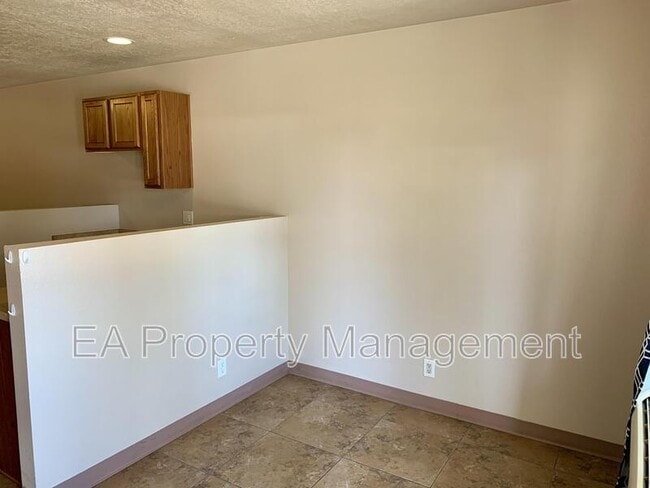 Photo - 502 US Route 66