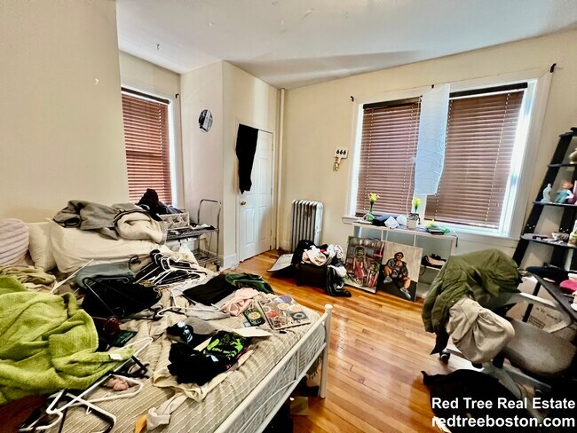 Photo - 66 Egmont St Unit 2