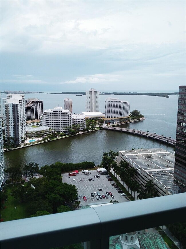 Photo - 500 Brickell Ave Unidad 3200