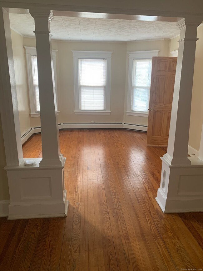 Photo - 878 Highland Ave Unit 2