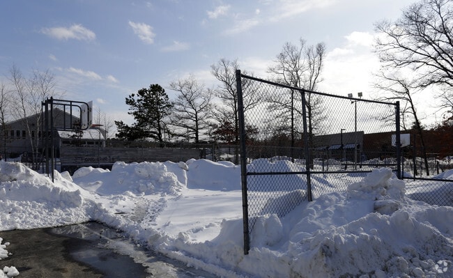 Photo - Algonquin Heights