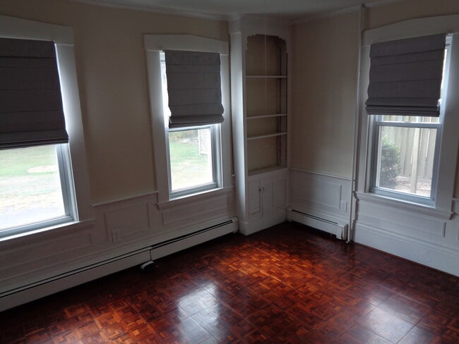 Photo - 156 Exchange St