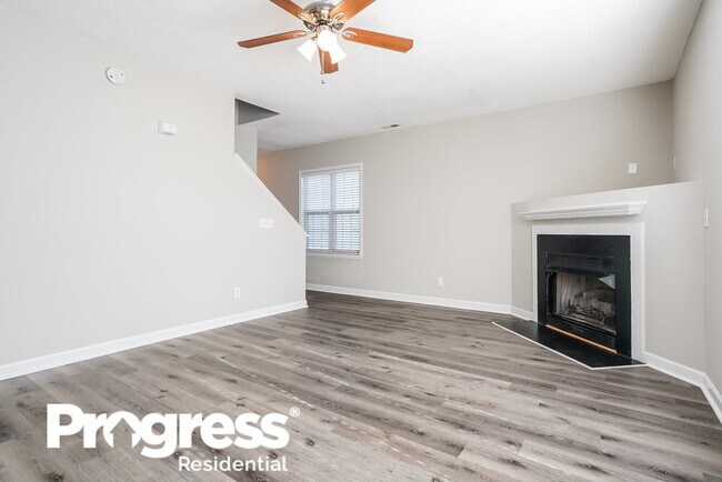 Photo - 1932 Shadow Glen Dr