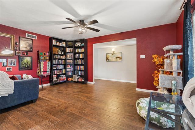 Photo - 4720 Jennings Dr