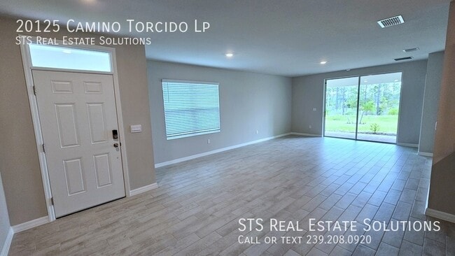 Photo - 20125 Camino Torcido Lp