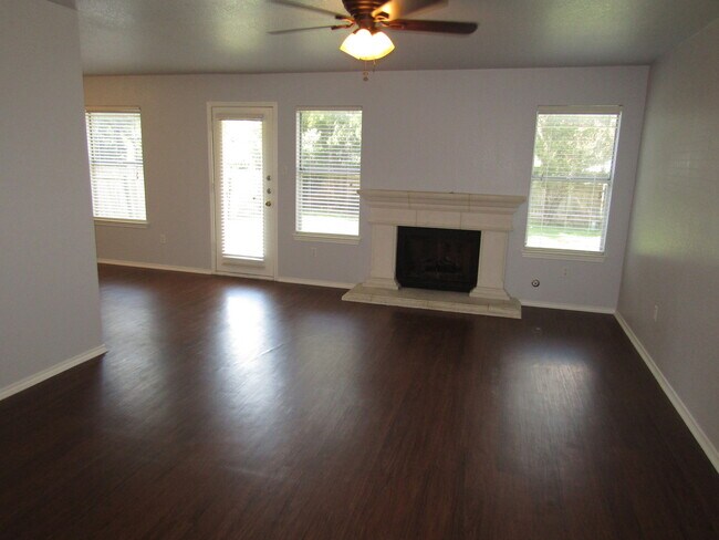 Photo - 14704 Noya Dr