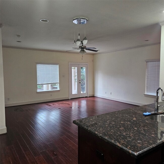 Building Photo - 1954 Jara Court