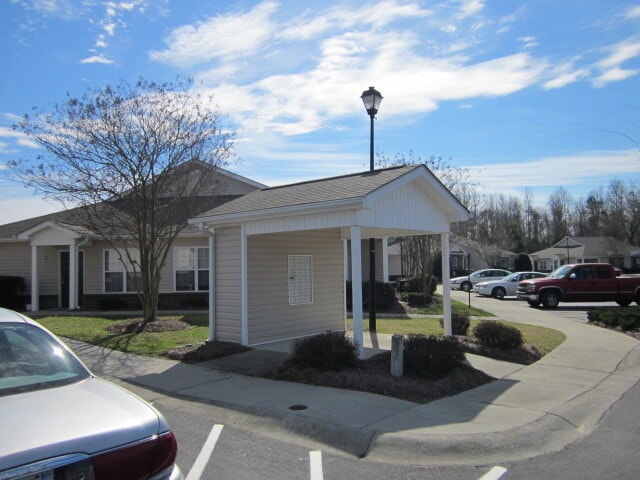 Photo - Evans Pointe II