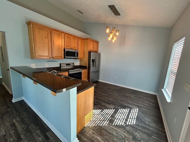 Photo - 2612 Oakmont Dr