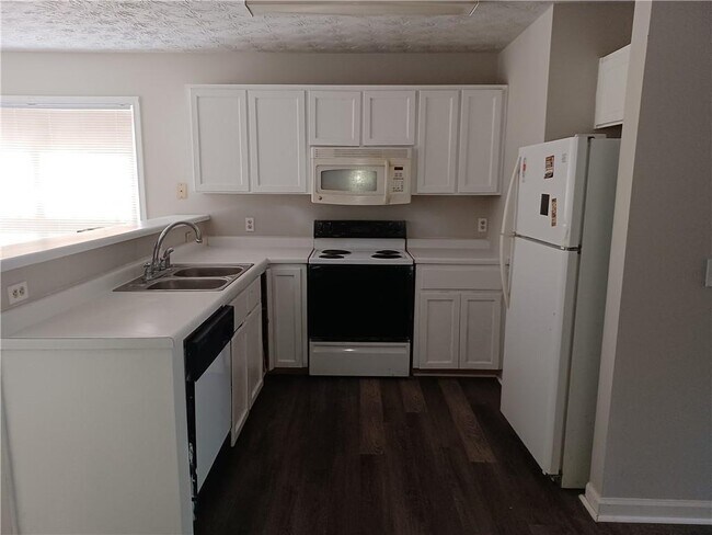 Photo - 75 Davis Mill Ct