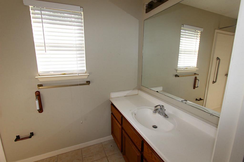 Photo - 4330 Maple Cross Dr