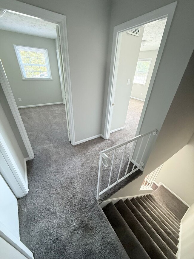 Photo - 3-bedroom, 2 full bath duplex in the desirable Lansdowne area