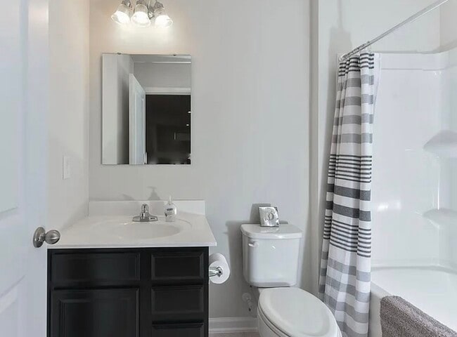 Building Photo - 1408 Kobuk Vly Ct Rental