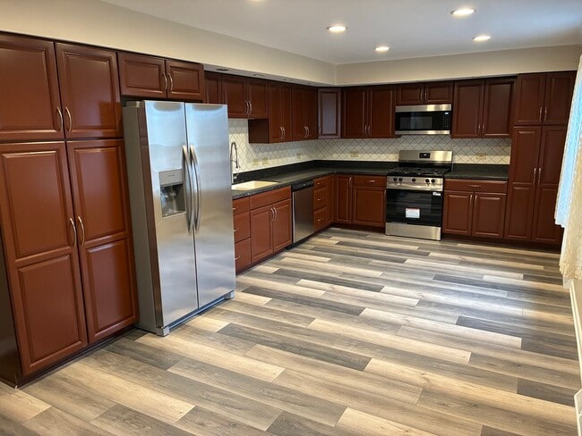 Photo - 127 Hickory Rd