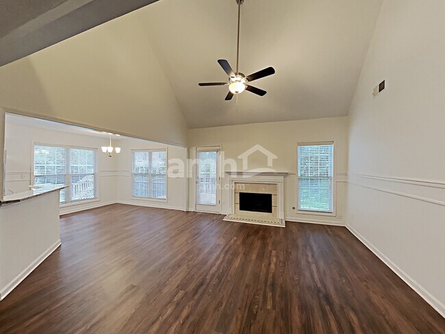 Photo - 795 Old Johnson Rd