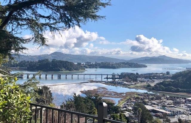 Photo - 201 Cleveland Ct