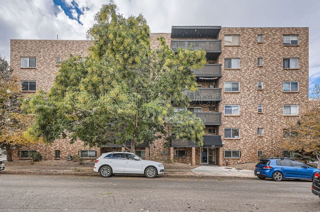 Building Photo - 65 N Clarkson St Unit 101