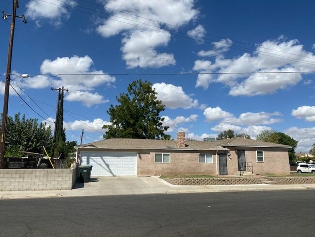 Photo - 309 Griffiths St