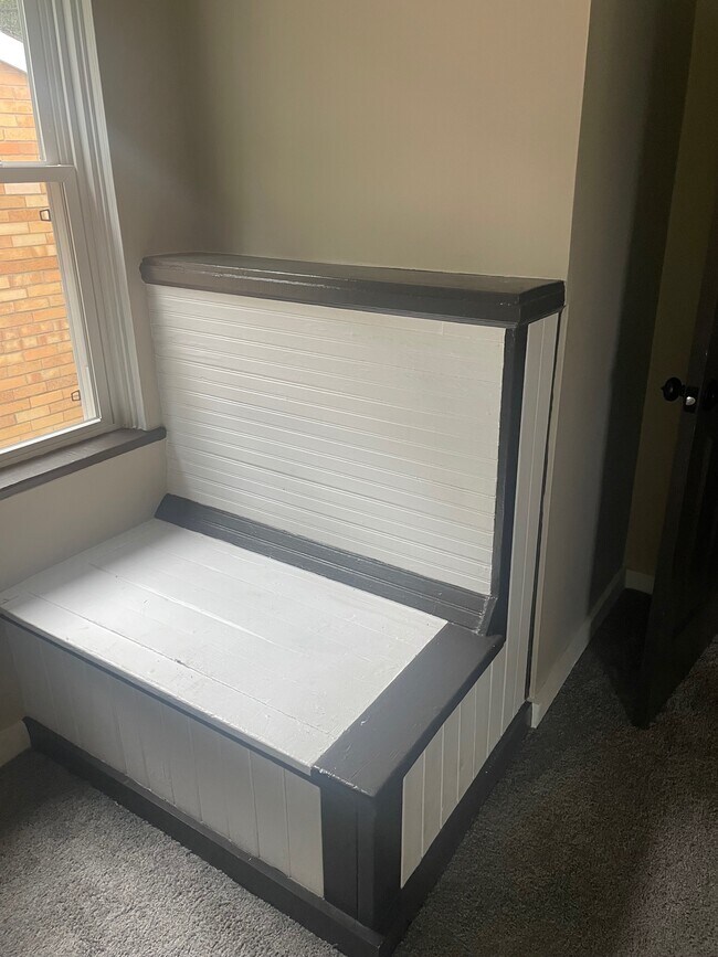 Photo - 8380 Vidette St