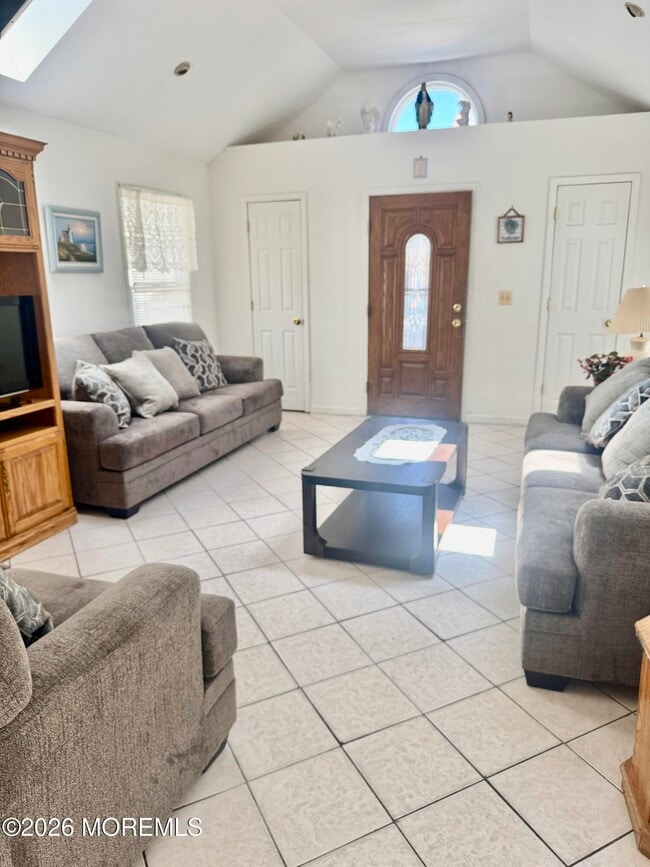 Photo - 17 Danby Pl