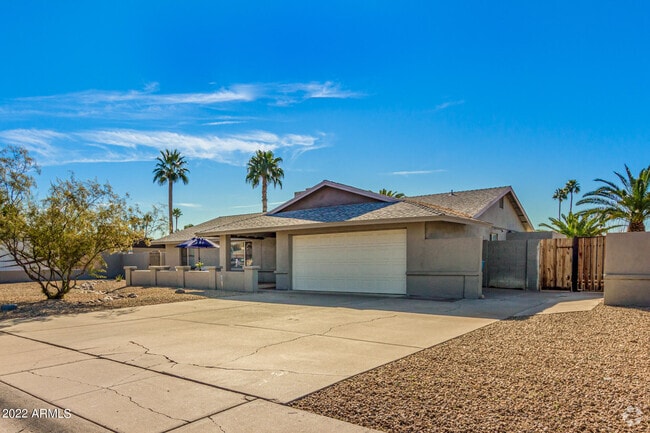 Building Photo - 5337 E Gelding Dr Rental