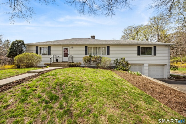 Building Photo - 83 Jill Ln